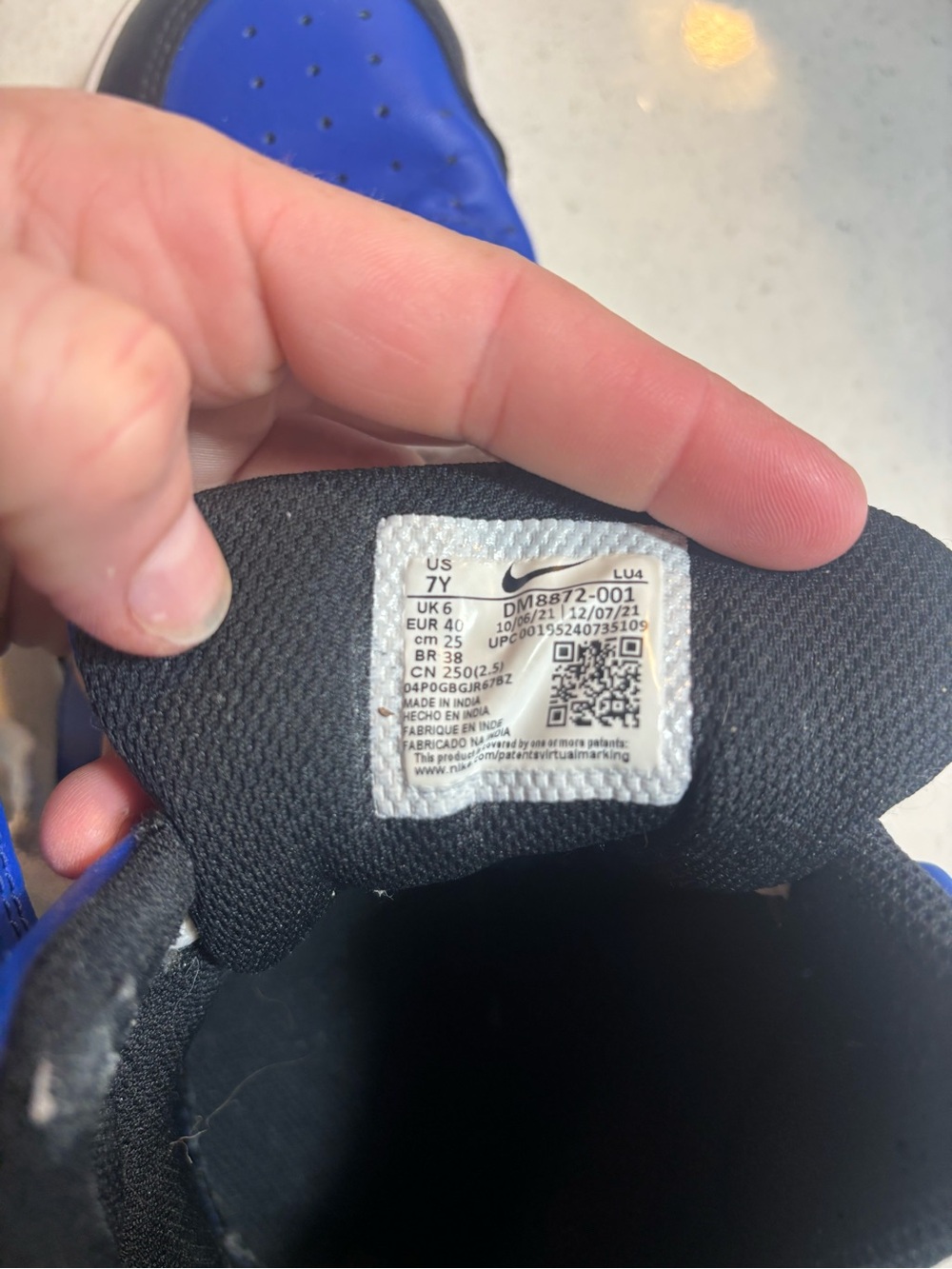 Nike Sneakers - Picture 4 of 4